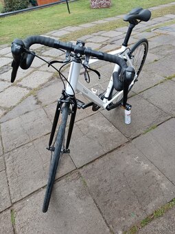 Cestný bicykel Triban - 5