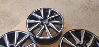 Mazda kia hyundai honda toyota 5x114,3 r19 renault - 5