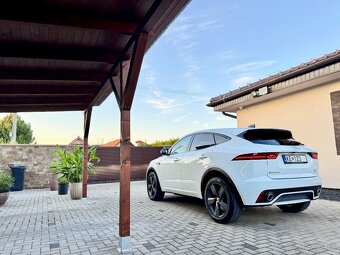Jaguar E-Pace 2.0d R-Dynamic, 4x4, r.v.: 2/2020 - 5