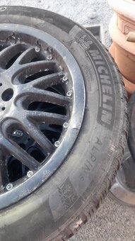 205/55R16 zimné Michelin +disky 80eur - 5