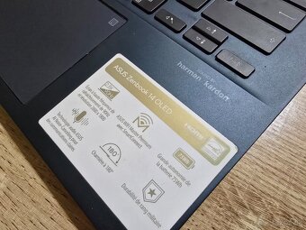 Dotykovy Asus Zenbook 14 OLED so 16 gb ram i7 procesorom a 5 - 5