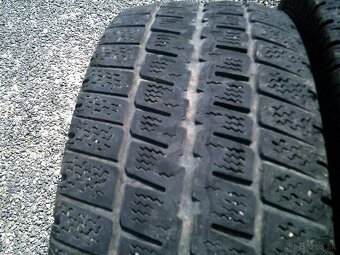 2 ks zimných pneu 225/70R15C - 5