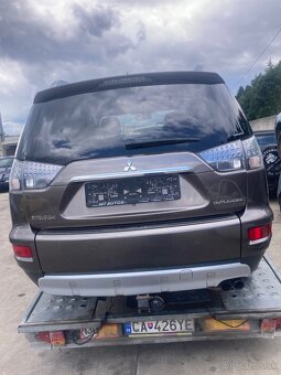 Rozpredam Mitshubishi outlander 2.0 103kw 4x4 - 5