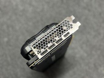 Predám Gainward Phantom GeForce RTX 3070 8GB - 5