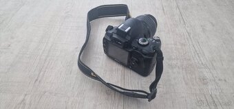 NIKON D40 - 5