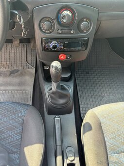 Renault Clio 1.2 16v - 5