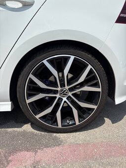 Volkswagen disky R19, model Santiago - 5