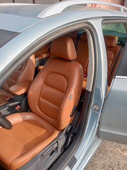 Superb combi 1.6 TDI 77 kw - 5