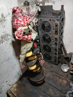 Ford Transit 2.5 DI motor - diely - 5