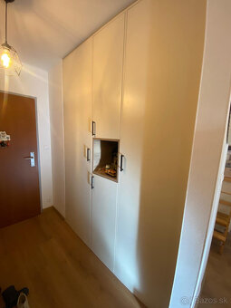 KUCHYNE A NÁBYTOK NA MIERU - 5