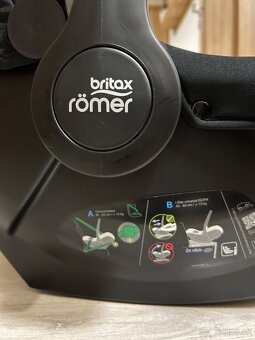 BRITAX RÖMER Baby-Safe Core 40-83cm - 5