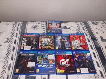 Playstation 4 Pro 1TB - 5