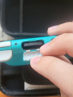 Nintendo Switch Lite + games - 5