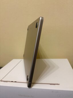 MacBook Air 15 M2 8/256GB 95% batéria - 5