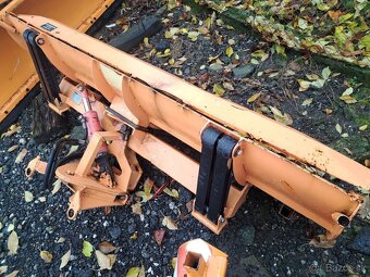 Multicar  Čelní otočná sněhová radlica 2m. - 5