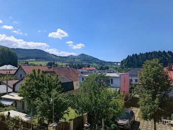 Predaj 15 ročného rod.domu na pozemku 642 m2 - Višňové - 5