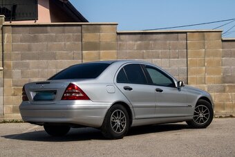 Mercedes-Benz C trieda Sedan 200 CDI Classic - 5