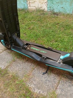 Predám Elektrickú kolobežku Velocifero Mad Air 350W - 5