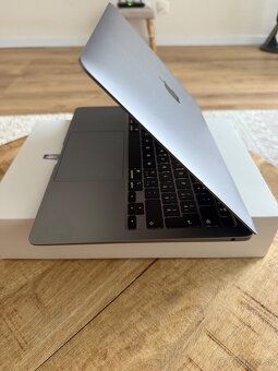 Apple Macbook Air M1 13” 8/512GB Silver , SK lokalizácia - 5