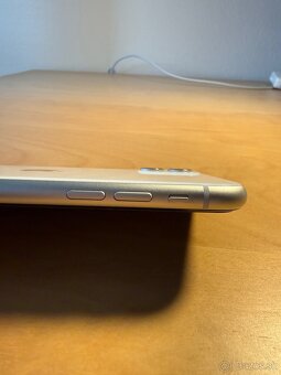 Apple iPhone 11 biely 64GB - 5