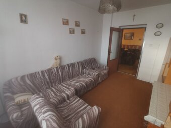 Krušovce - dvojgeneračný dom v tichej uličke - 5