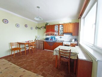 TICHÉ BÝVANIE V SRDCI MALÝCH KARPÁT – 4-IZBOVÝ DOM V DUBOVEJ - 5