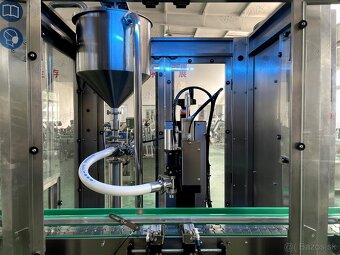 Dávkovací stroj, plniaci stroj na tekutiny / pasty - 5