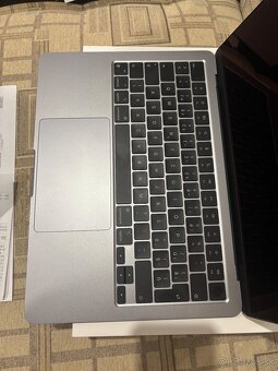 Mac book air 13” , M3 , 16 Gb , 512 GB , do 10/26 v záruke, - 5