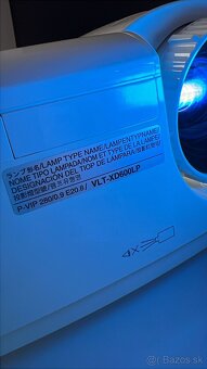 Projektor  Mitsubishi WD620U - 5