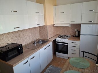 2 izbový s loggiou, Sídl.II,, 1/3 poschodie - 5