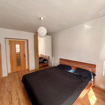 Svetlý 2-izbový byt blízko centra - 5