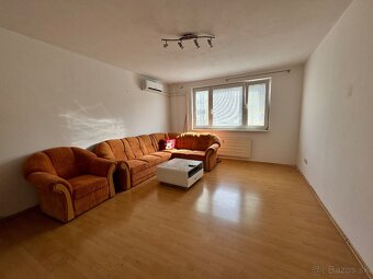 Na predaj 3 izbový byt s balkónom - 5