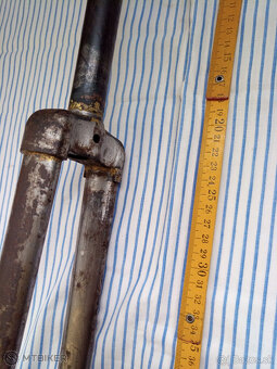 Vidlica (č.2) veľkosti 28 s dlhším krkom na historický bicyk - 5