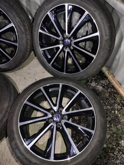 4ks alu disky orig. Volvo 5x108 R19 pneu 5mm 235 /45 r19 - 5