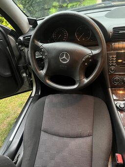 Mercedes Benz C220 cdi 2004 sedan - 5