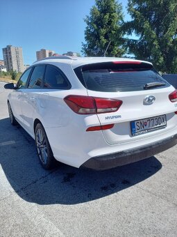 Hyundai i30 CW Kombi 1.4i 73kw - 5