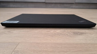 LENOVO ThinkPad T14 Gen 2 (Apríl 2022) - 5