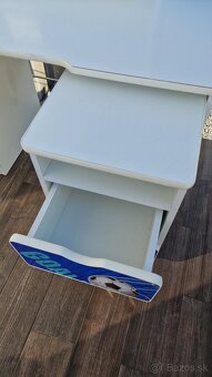 kontajner real modry futbal STOL - 5