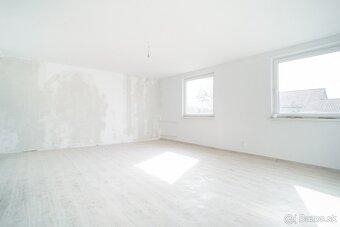 V. Kapušany - budova s investičným potenciálom po reko - 5