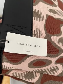 Kabelka Charles&Keith nová - 5