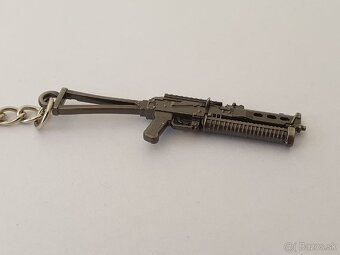 Kľúčenky v tvare strelnej zbrane 2 - 5