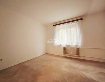 Exkluzívne na predaj slnečný 3-izbový byt, Žilina-Hliny 7, R - 5