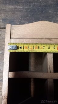 Polička na koreničky - 5