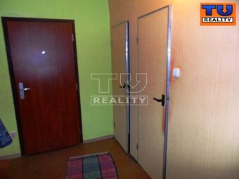 NA PREDAJ 3-IZBOVÝ BYT V ILAVE S VÝMEROU 68 M2. - 5