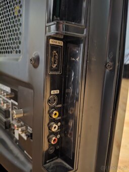 Samsung TV 42" (107cm) - 5