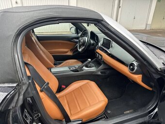 Fiat 124 Spider 1.4 Turbo (2017) - 5