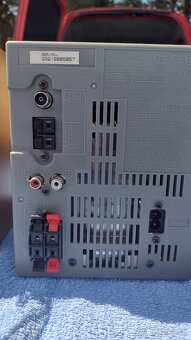 Predám malú hifi vežu Panasonic , cena 50 eur. - 5