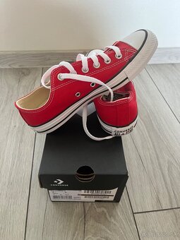 Červené convers 39 - 5