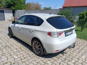 Subaru impreza 1,5i 4x4 - 5