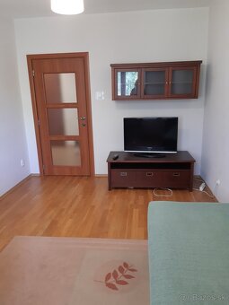 Nájom pre 2-3 osoby, Centrum 450 a  350 €/osobu - 5